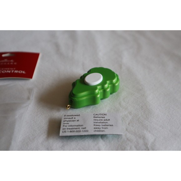 NEW Hallmark Universal Christmas Tree Replacement Remote Control Fits Any Topper - Picture 5 of 9